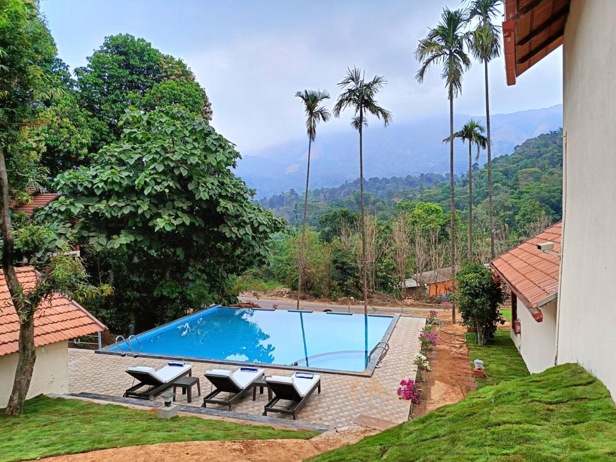 Hill Crest Resort - Coorg Madikeri Buitenkant foto