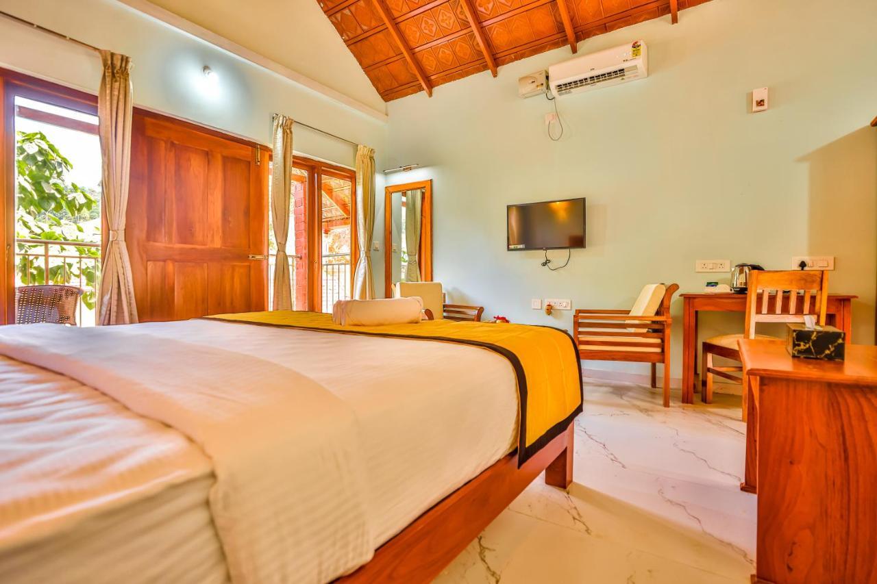 Hill Crest Resort - Coorg Madikeri Buitenkant foto