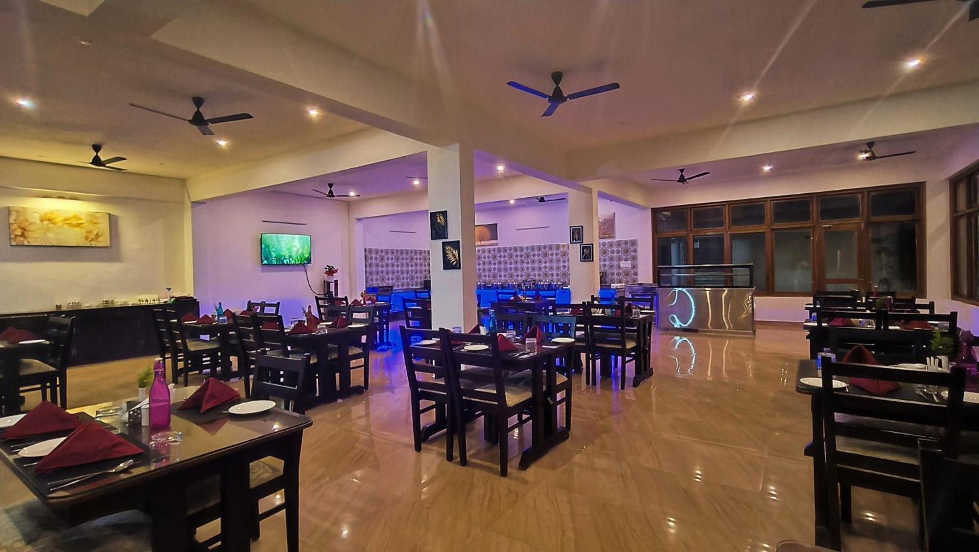 Hill Crest Resort - Coorg Madikeri Buitenkant foto