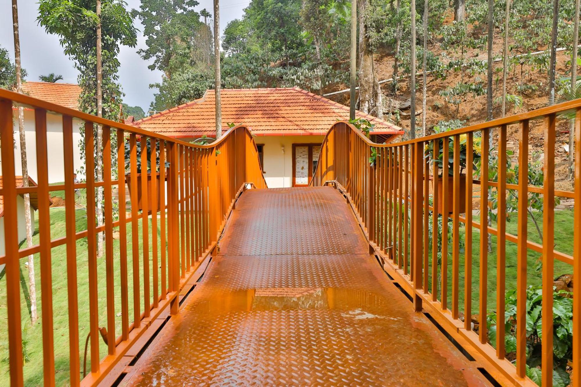 Hill Crest Resort - Coorg Madikeri Buitenkant foto